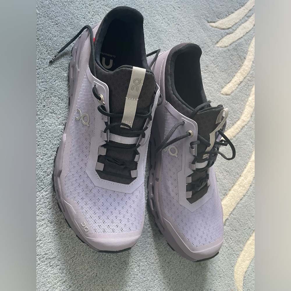 On Running Women's Cloudultra Trail Running Shoe (11) in lavender/eclipse